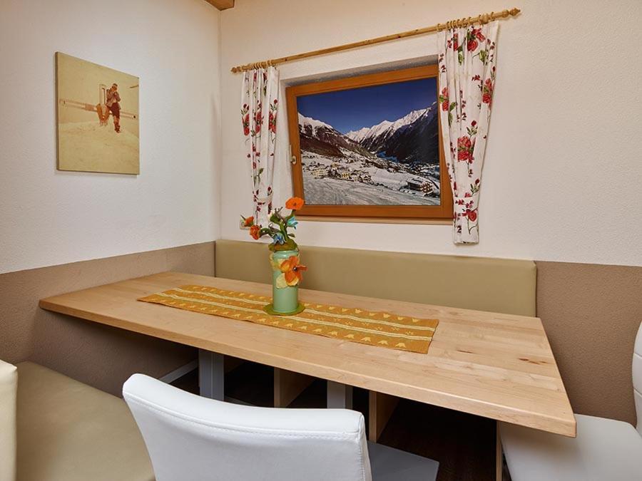Haus Gritsch Hotel Сьолден Екстериор снимка